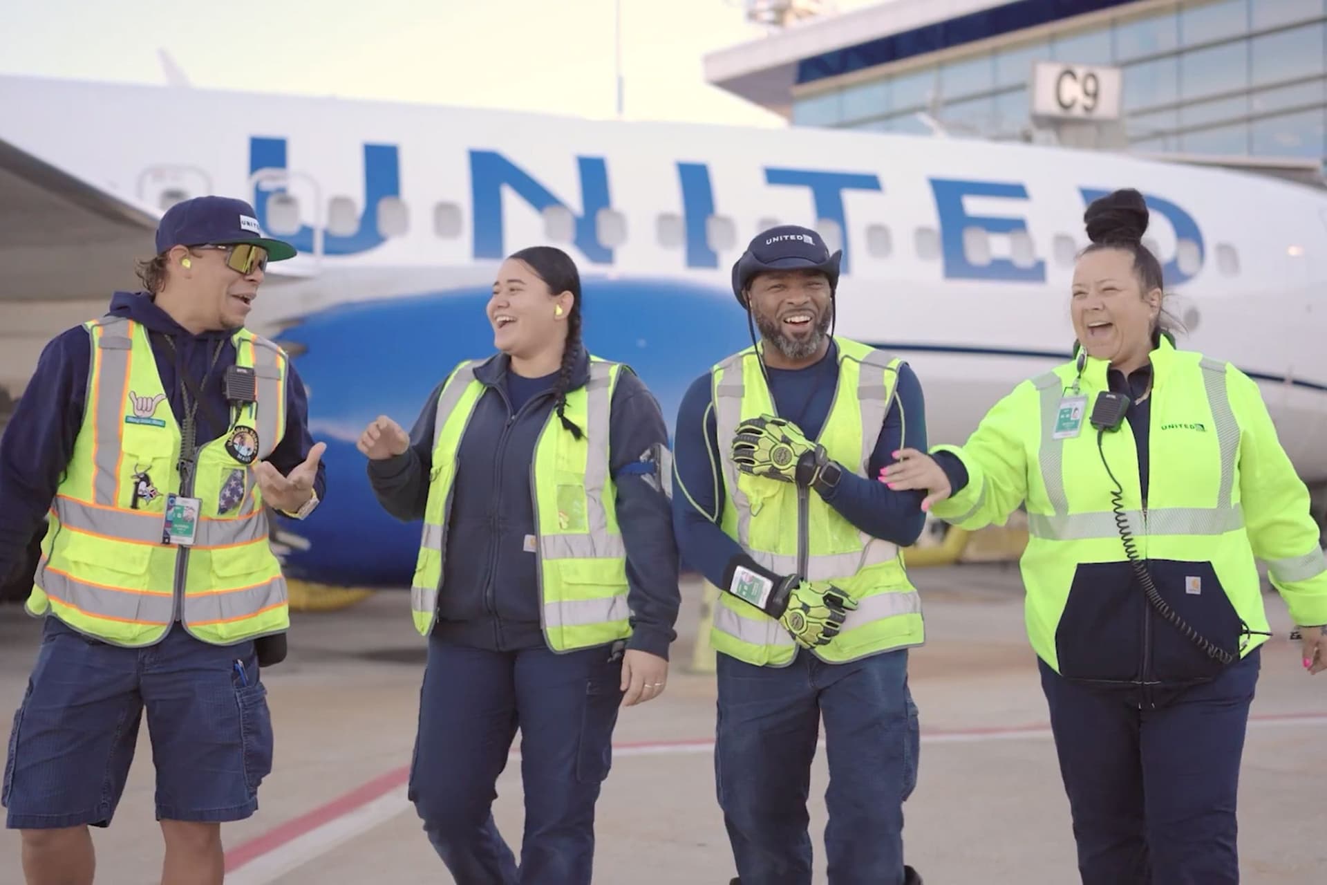 Mejora de la excelencia con las soluciones de formación innovadoras de United Airlines