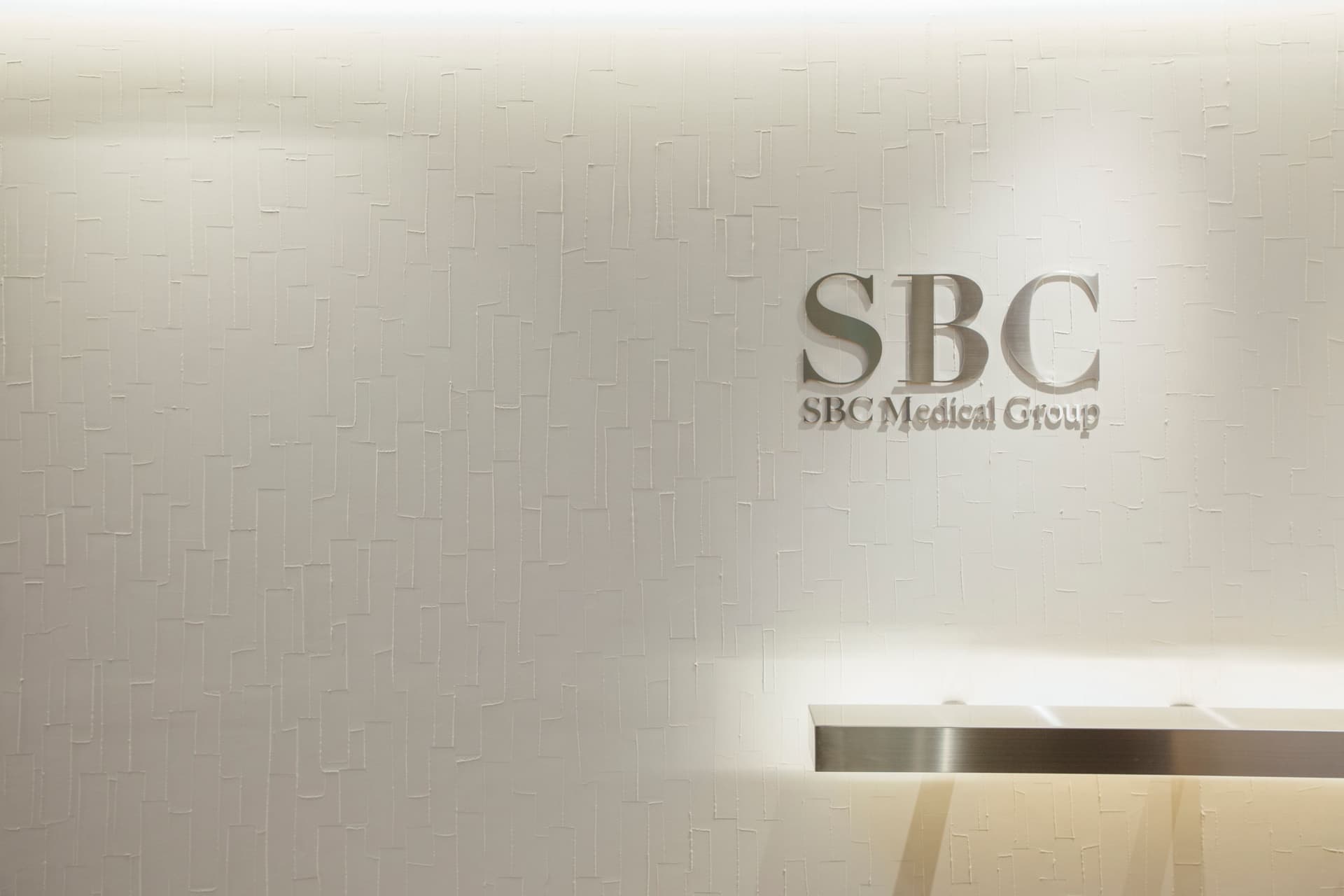 SBCメディカルグループ:急成長の核となる役職者の早期/大量育成に向けスタッフの属性に応じた教育をきめ細かく提供