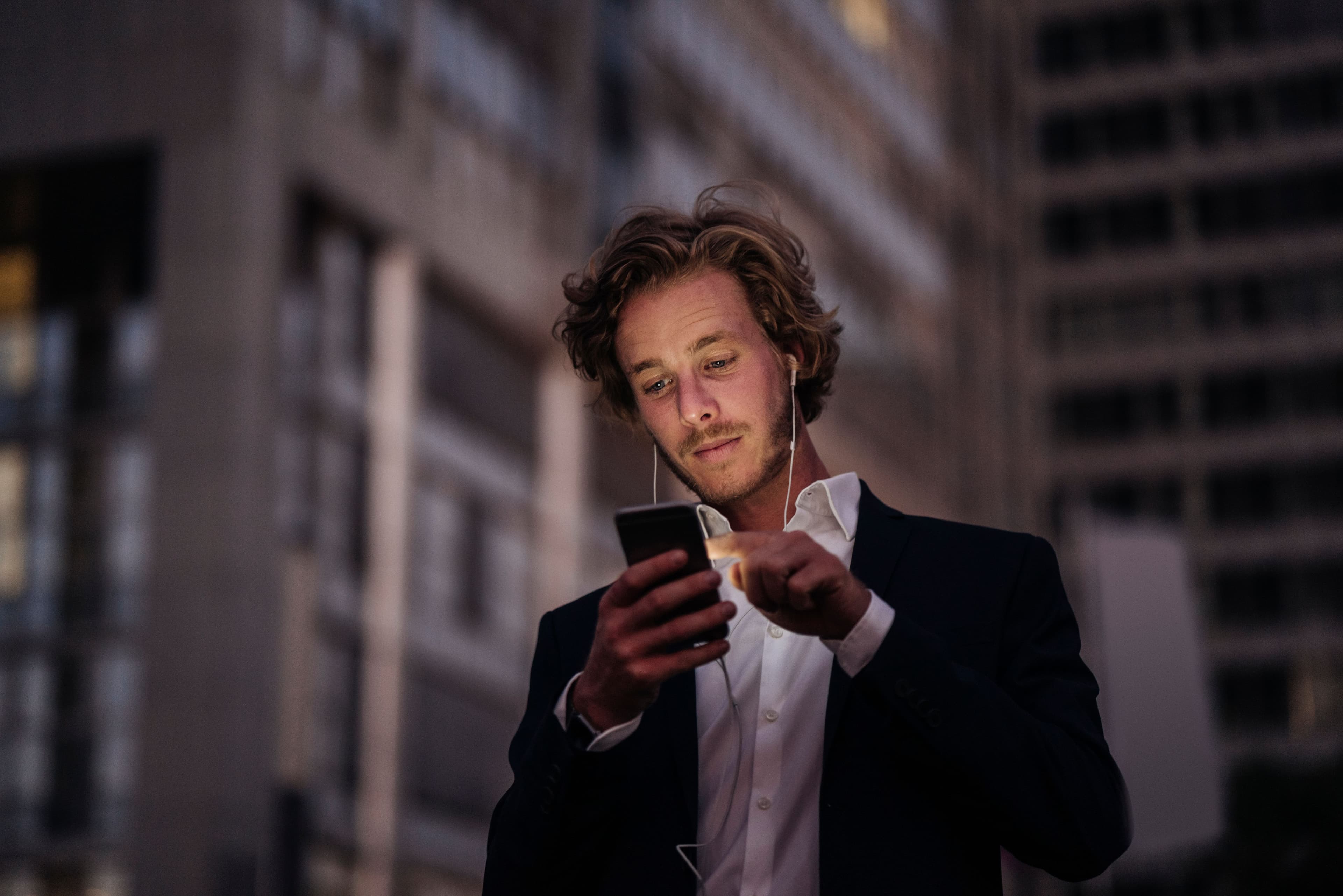 Die entscheidende Rolle des Menschen bei der KI-Überwachung